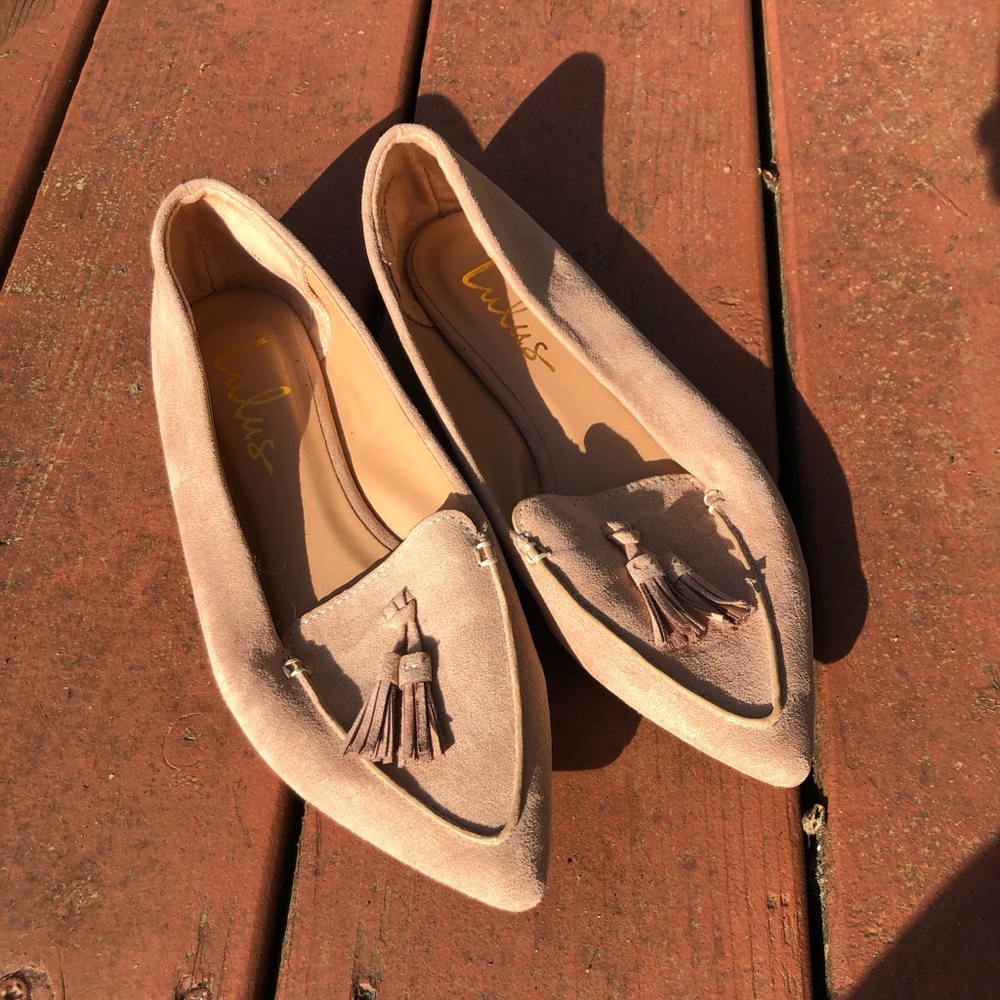 Lulu's Suede Tassel Pointed Women’s Flats Size 5 1/2